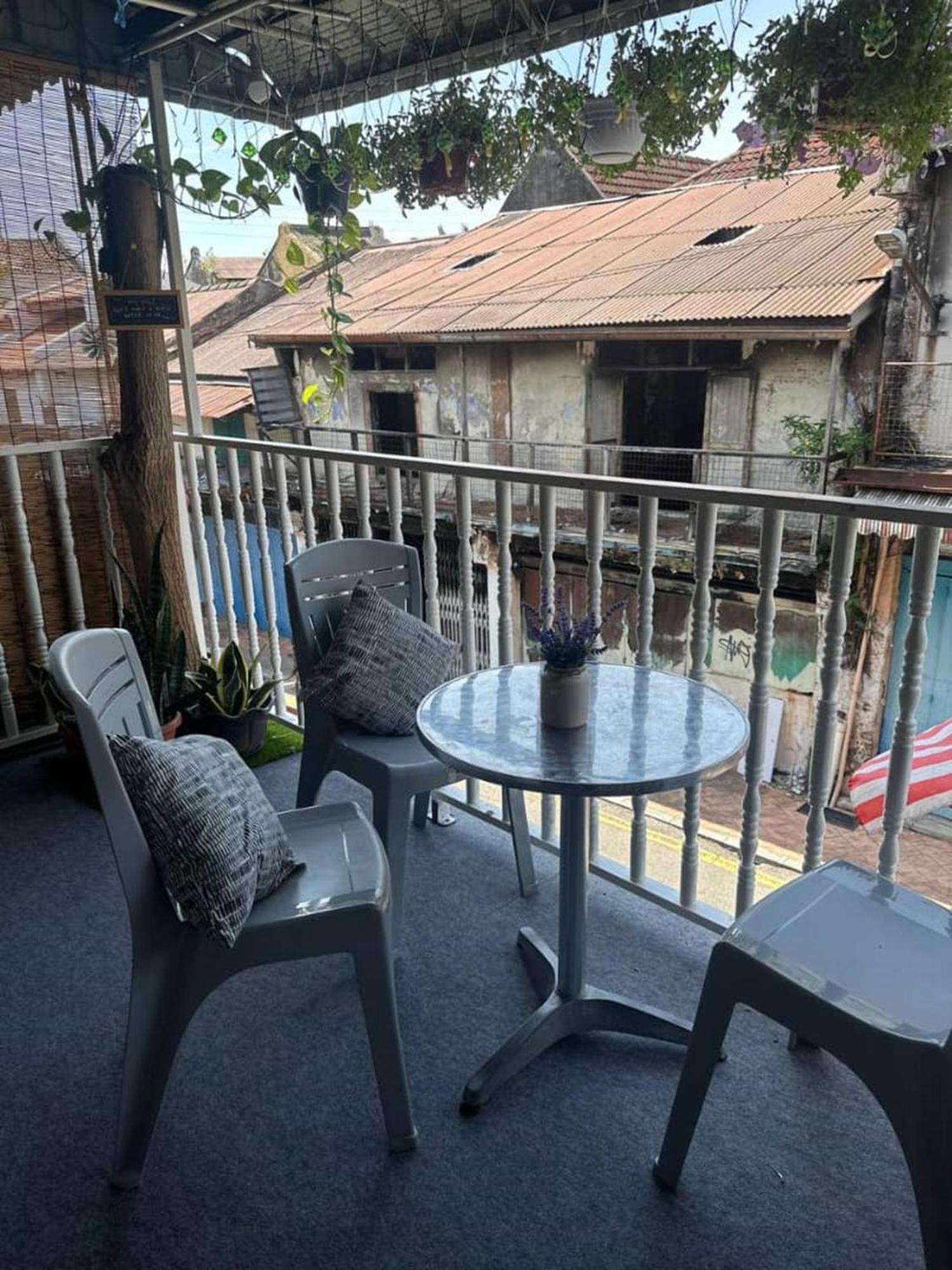Spot On 90898 Kasturi Alley Guest House & Cat Hotel Malacca ภายนอก รูปภาพ
