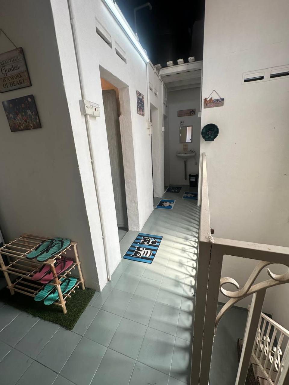 Spot On 90898 Kasturi Alley Guest House & Cat Hotel Malacca ภายนอก รูปภาพ